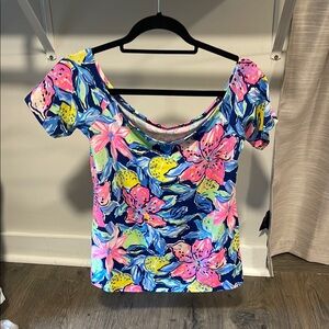 Lilly Pulitzer Blue and Pink Cap Sleeve Fitted Blouse